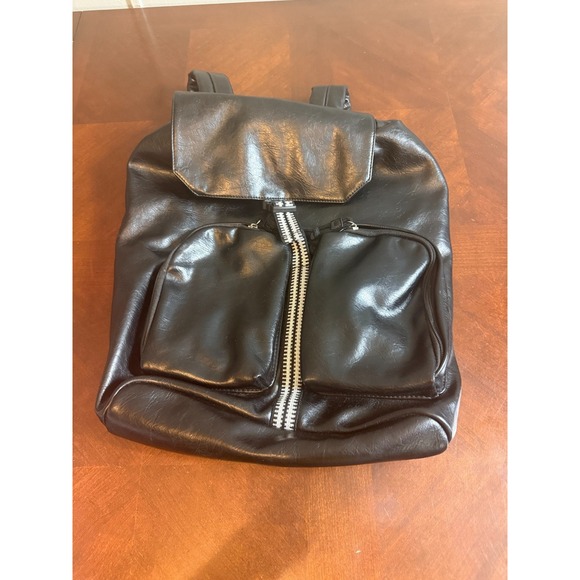 Universal Thread Black Faux Leather Backpack Drawstring Bag Zipper Pockets - Picture 1 of 7
